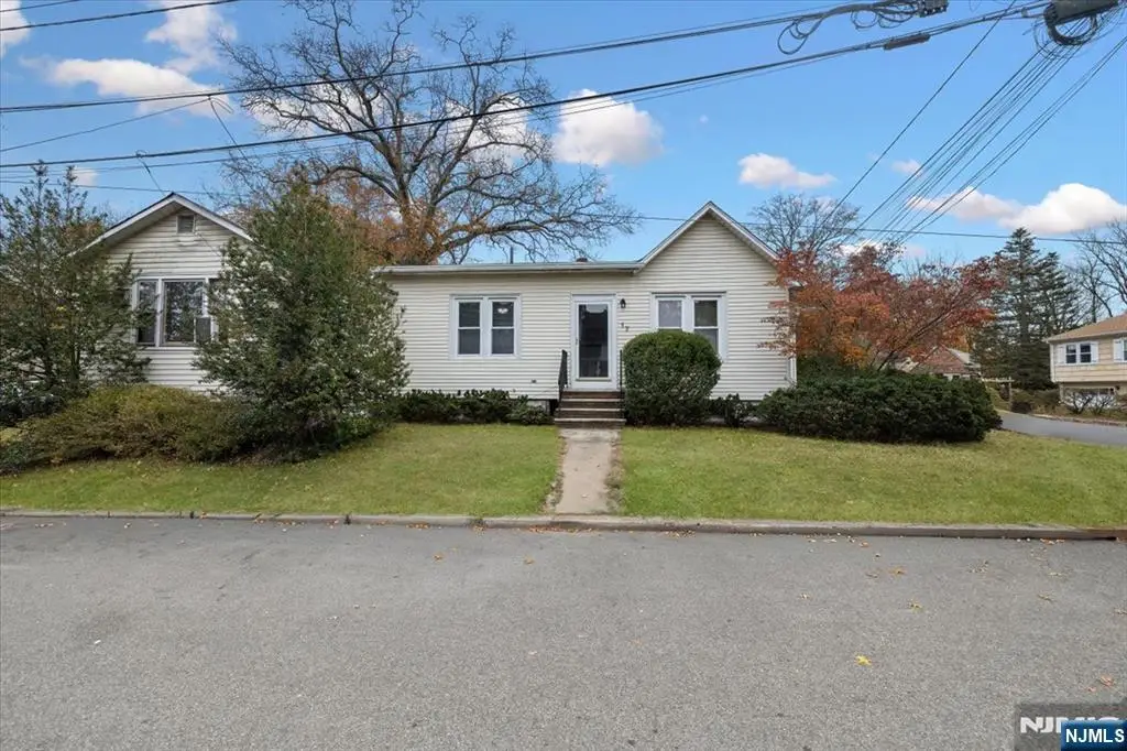 17 Lewis Place, Westwood, NJ 07675 - Image #1