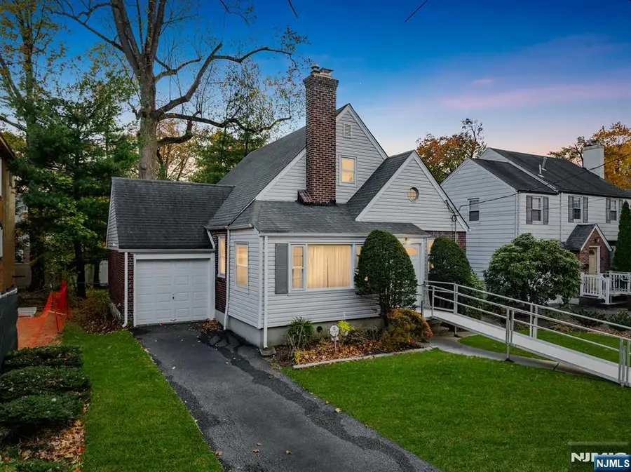 50 Golf Court, Teaneck, NJ 07666 - Image #2