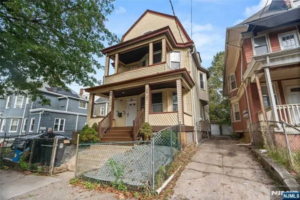 37 Vernon Avenue, Newark, NJ 07108