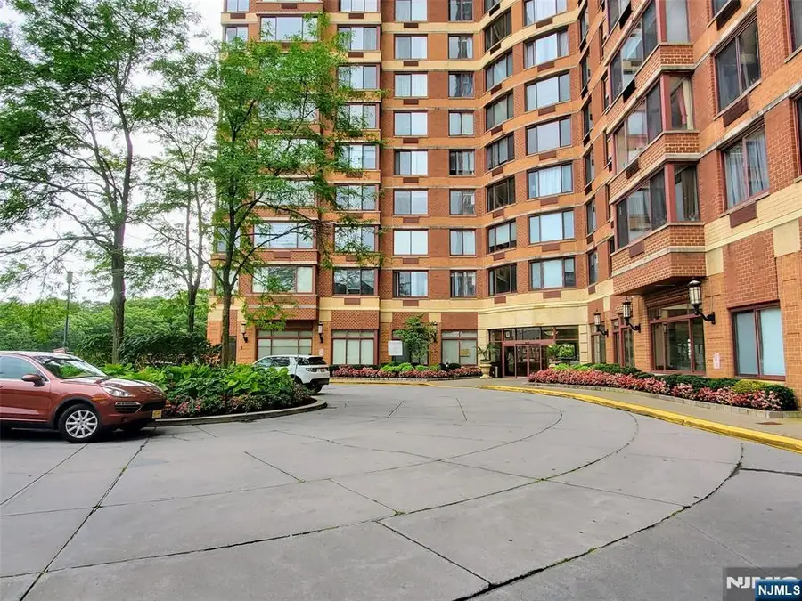 100 Old Palisade Road 2312, Fort Lee, NJ 07024 - Image #3