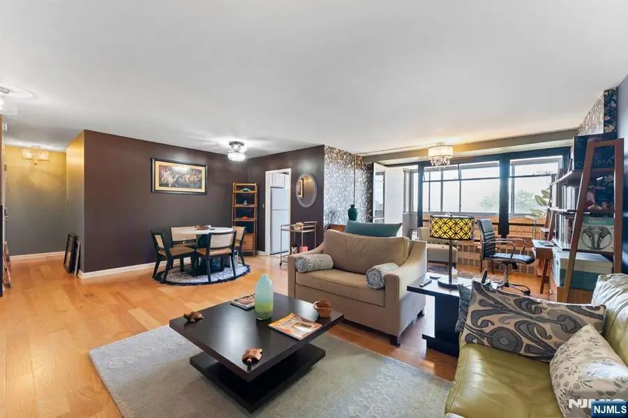 90 Prospect Avenue 9B, Hackensack, NJ 07601 - Image #3