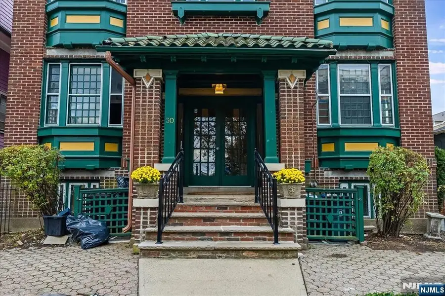 30 The Crescent 3, Montclair, NJ 07042 - Image #3