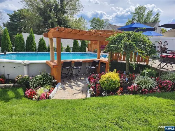 239 Lexington Avenue, Paterson, NJ 07502