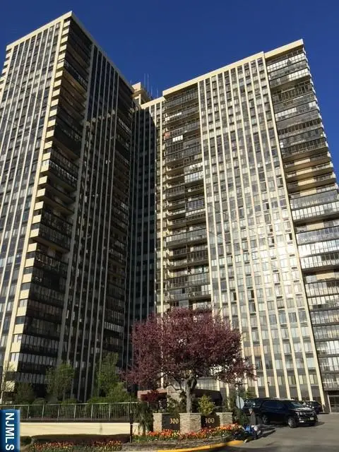 300 Winston Drive 2523, Cliffside Park, NJ 07010 - Image #2