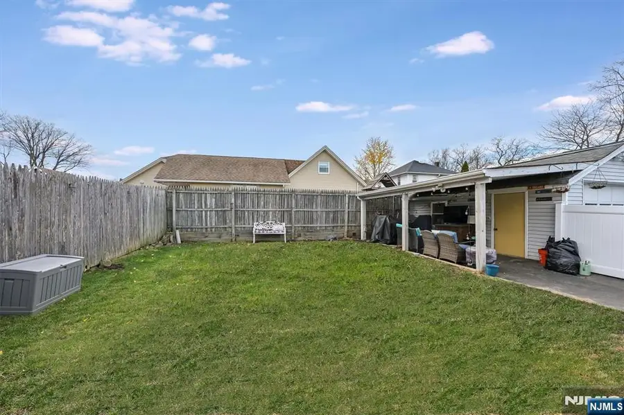 19 Pearl Street, Bloomingdale, NJ 07403 - Image #3