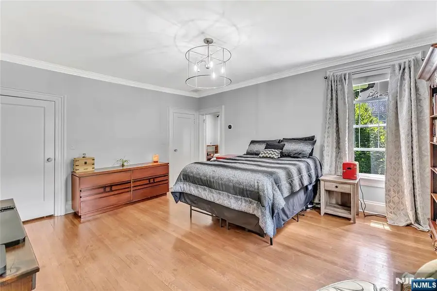 65 S Mountain Avenue, Montclair, NJ 07042 - Image #3