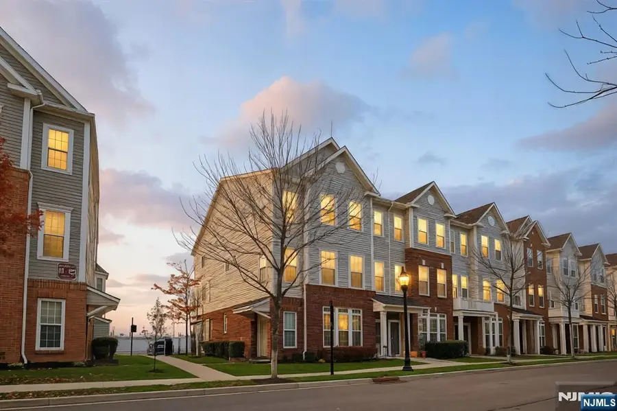 109 Wesmont Drive 1913, Wood Ridge, NJ 07075 - Image #2