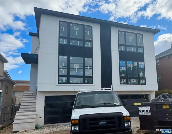 332 12th Street A, Palisades Park, NJ 07650