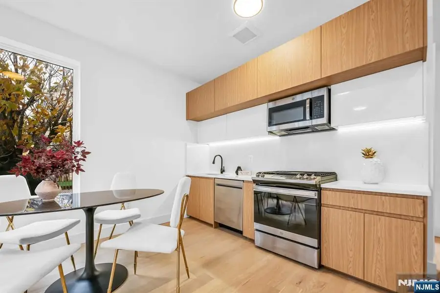 649 38th Street 3004, Union City, NJ 07087 - Image #3