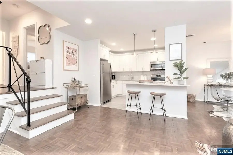 27 Upper Mountain Avenue, Montclair, NJ 07042 - Image #3