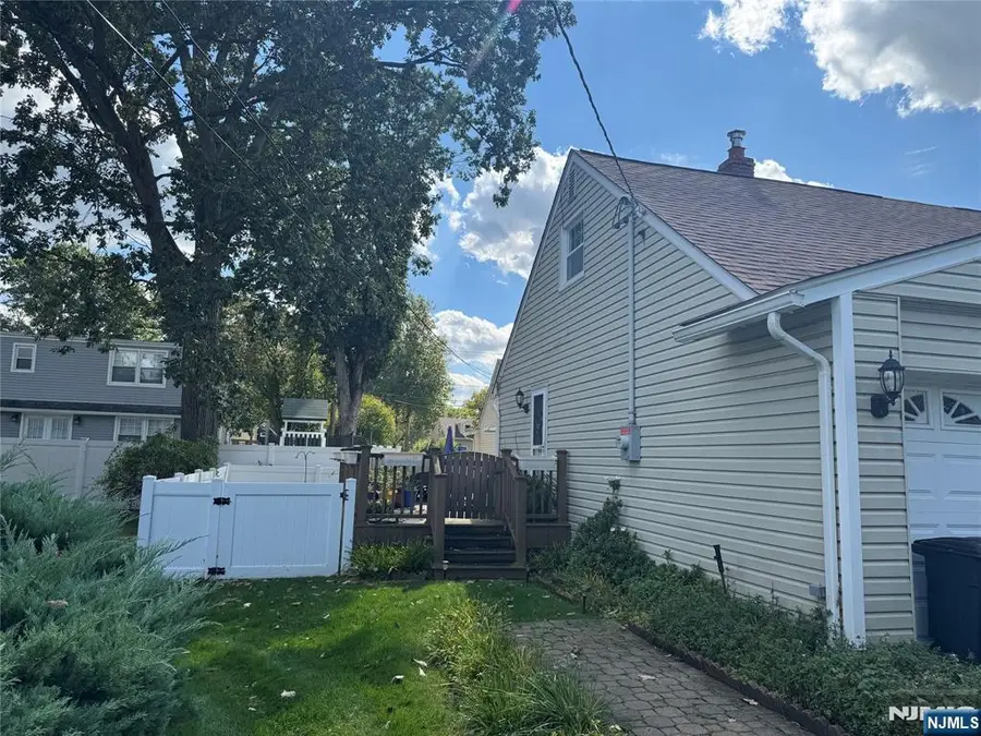 260 Greve Drive, New Milford, NJ 07646 - Image #3