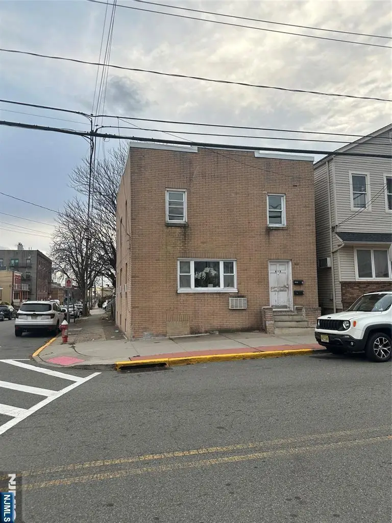 410 Cliff Street, Fairview, NJ 07022 - Image #3