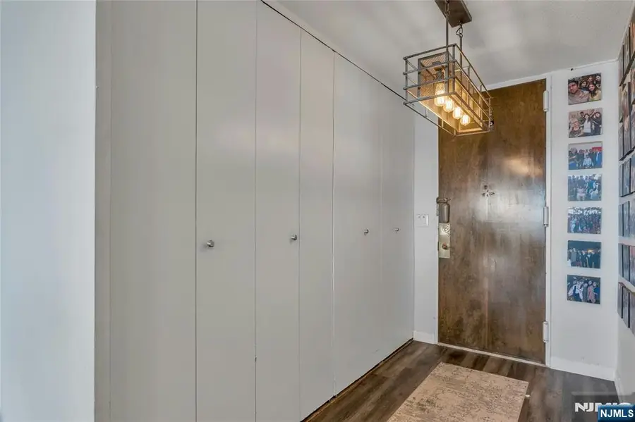 6 Horizon Road 411, Fort Lee, NJ 07024 - Image #3