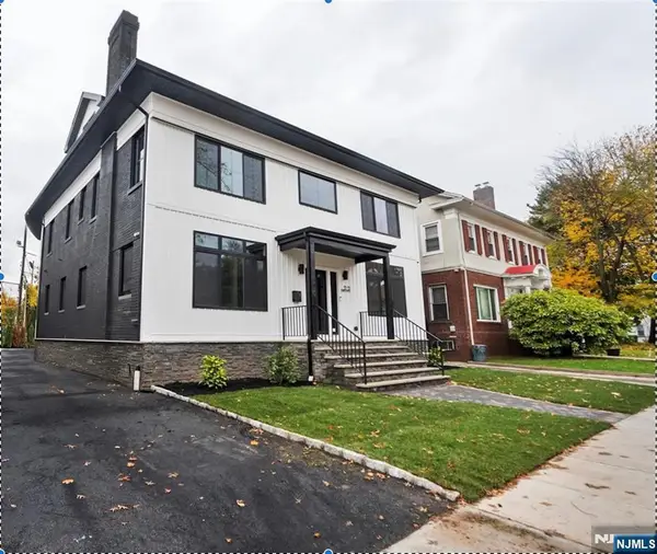 33 Randolph Place, Newark, NJ 07108