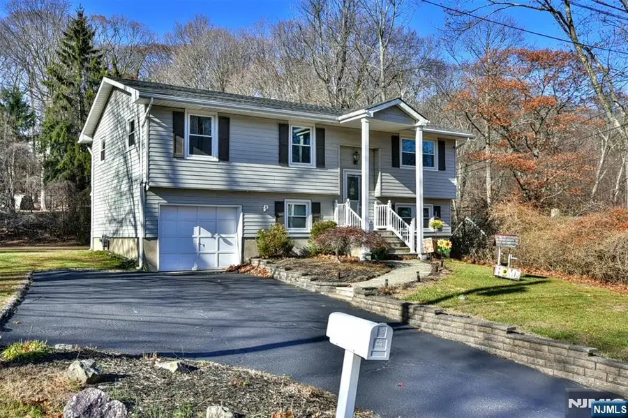 49 Broadway, West Milford, NJ 07480 - Image #2