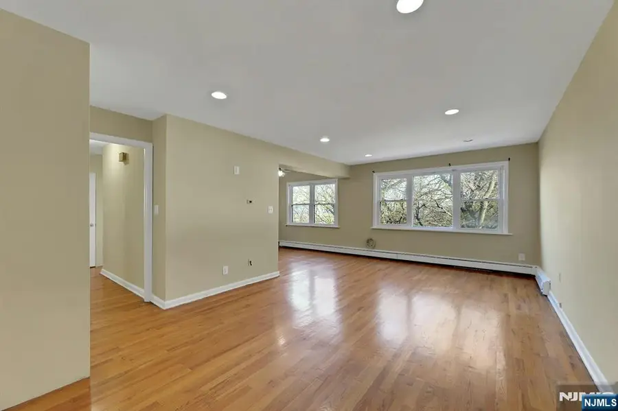 2215 Grand Avenue 13, North Bergen, NJ 07047 - Image #2
