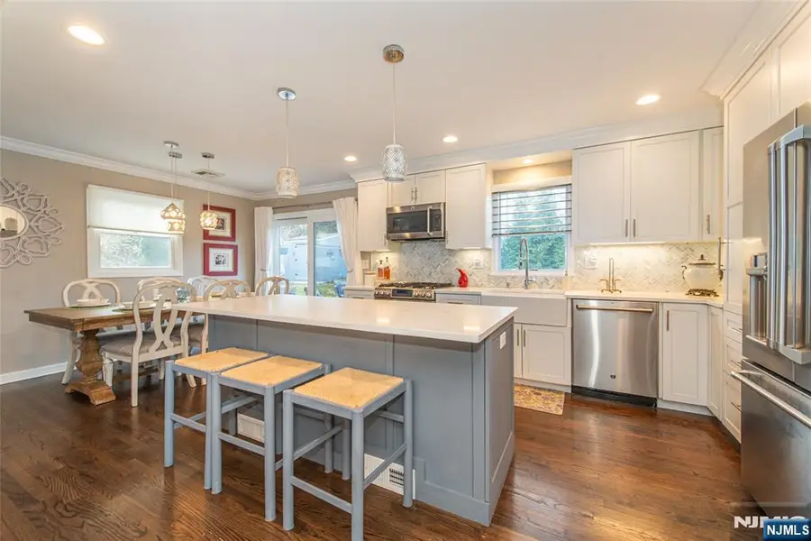 16 Hemlock Street, Waldwick, NJ 07463 - Image #3