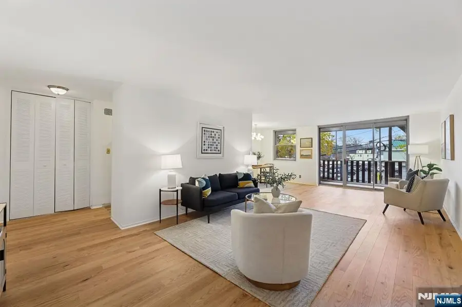 530 Valley Road 2G, Montclair, NJ 07042 - Image #3