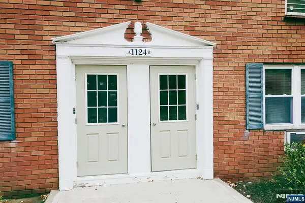 1124 Valley Road 1B, Wayne, NJ 07470