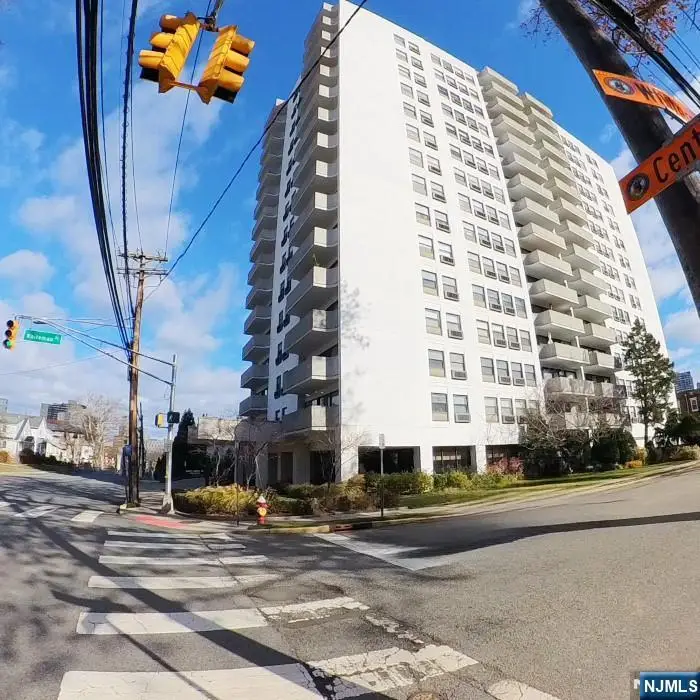 1600 Center Avenue 1D, Fort Lee, NJ 07024 - Image #1