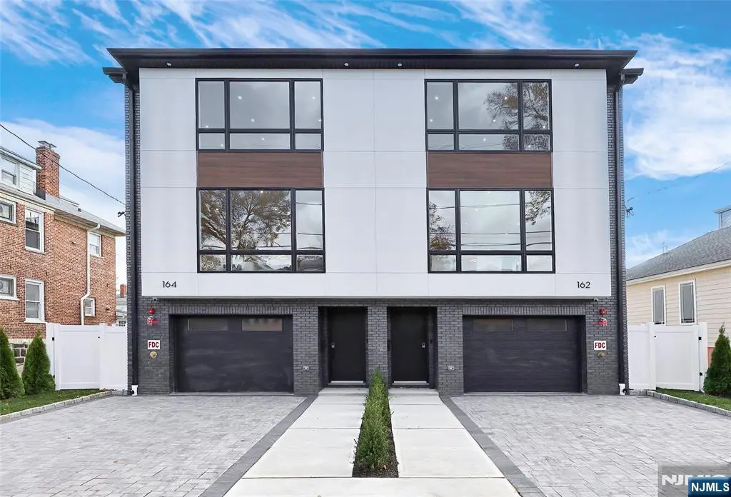 162 Oakwood Avenue, Cliffside Park, NJ 07010 - Image #1