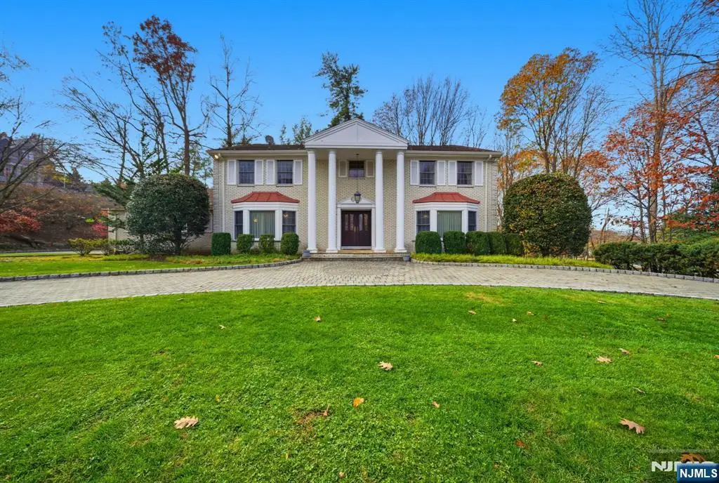 319 Truman Drive, Cresskill, NJ 07626 - Image #1
