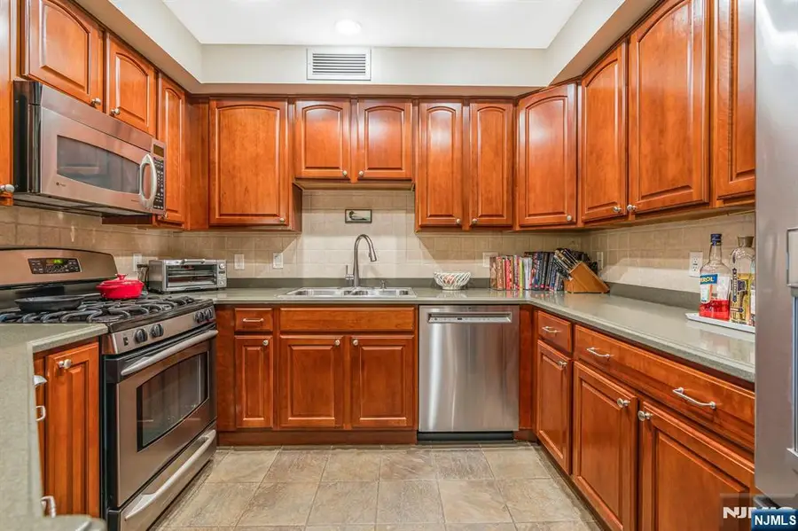 1 Orient Way 311, Rutherford, NJ 07070 - Image #2