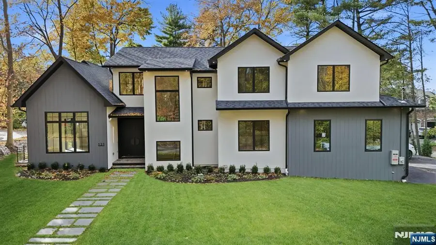 121 Engle Street, Cresskill, NJ 07626 - Image #2