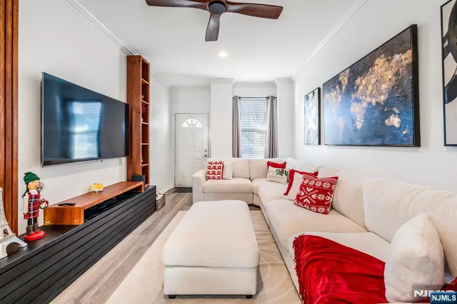 127 Stratford Drive 1028, Nutley, NJ 07110 - Image #3