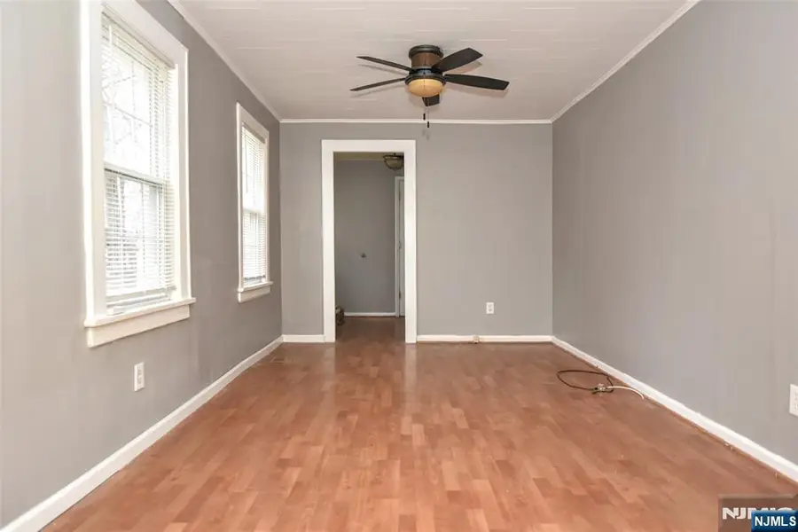 34 Summit Avenue, Waldwick, NJ 07463 - Image #3