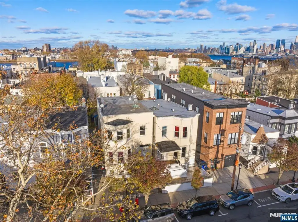 122 18th Street, Union City, NJ 07087 - Image #1