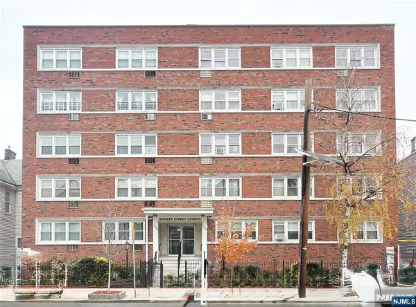 154 Bowers Street 204, Jersey City, NJ 07307