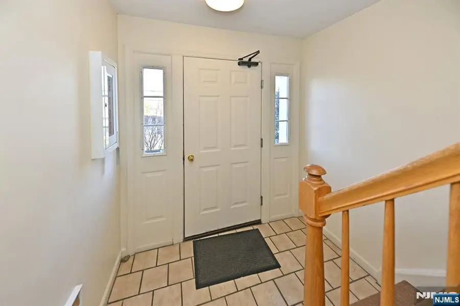 55 S Maple Avenue 55B, Park Ridge, NJ 07656 - Image #3