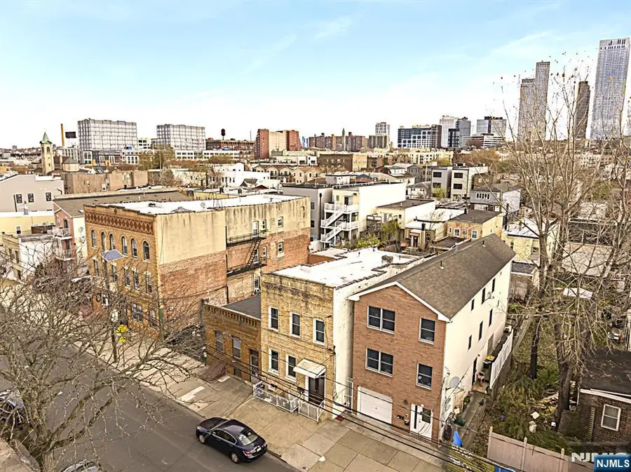 12 Wright Avenue, Jersey City, NJ 07306 - Image #3