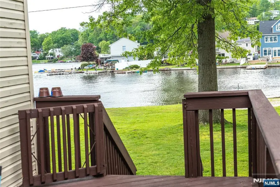 32 McNabb Road, Lake Hopatcong, NJ 07849 - Image #2