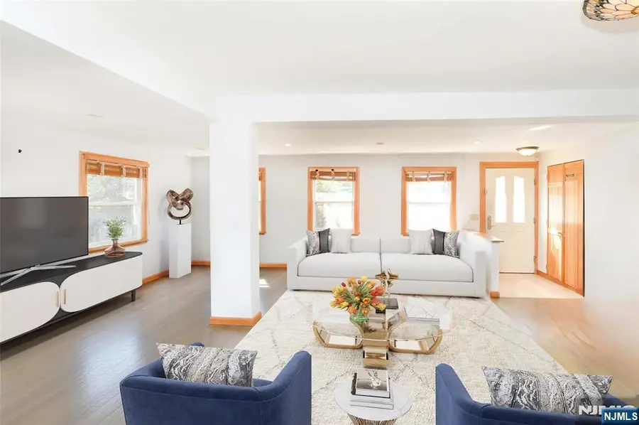 93 Copley Avenue, Teaneck, NJ 07666 - Image #2