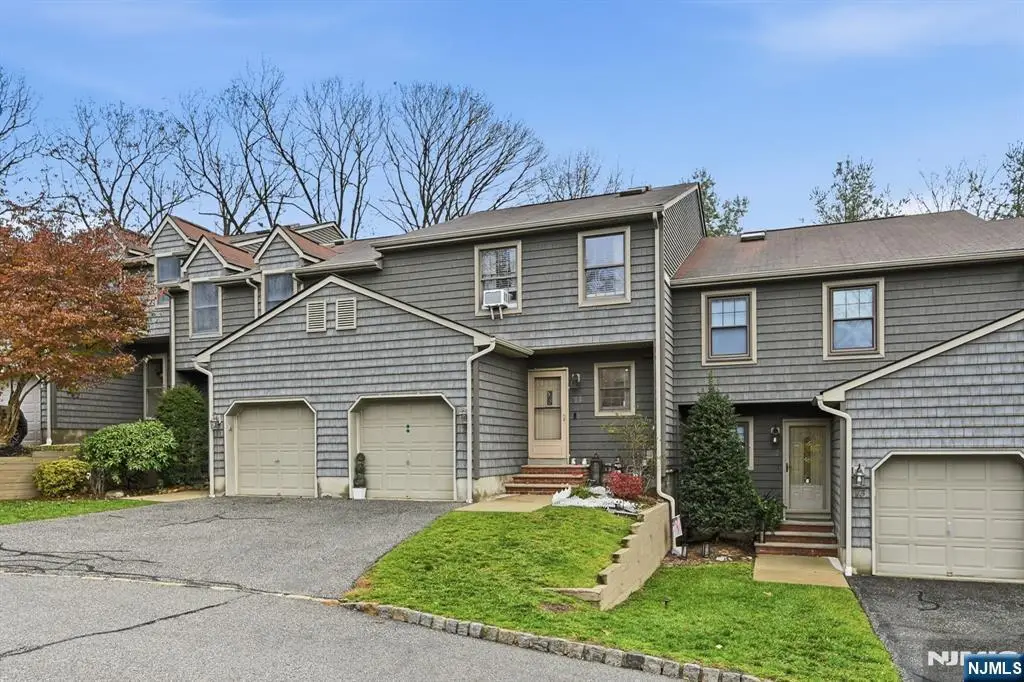 12 Mountain Ridge Road, Bloomingdale, NJ 07403 - Image #1