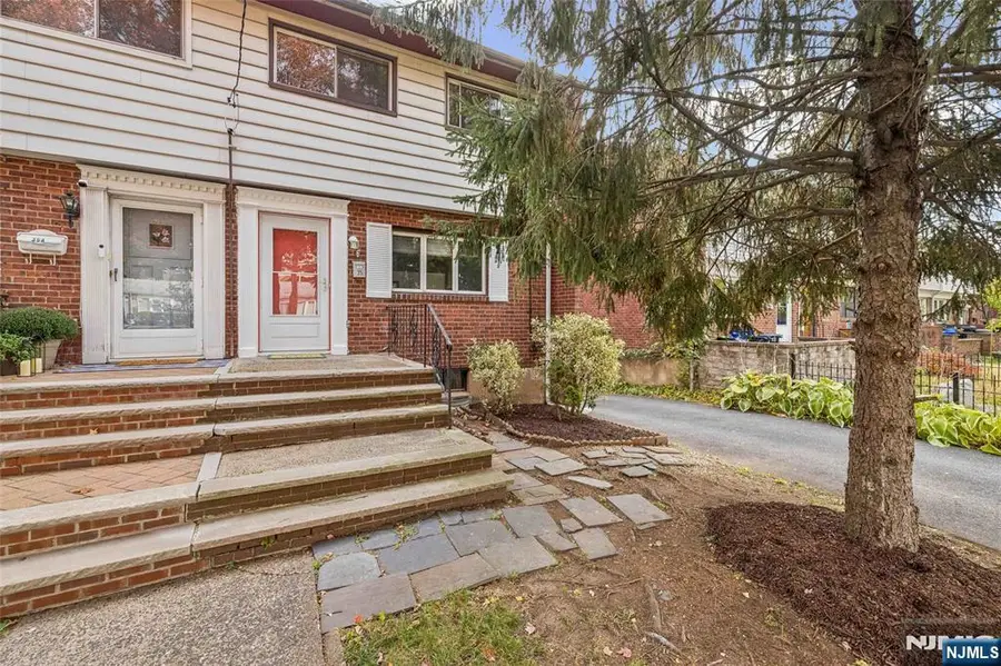 35 Edgewater, Edgewater, NJ 07020 - Image #2