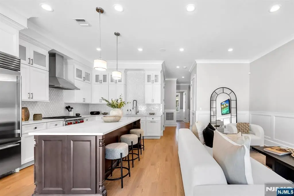 12 Gabriel Court 12, Paramus, NJ 07652 - Image #1