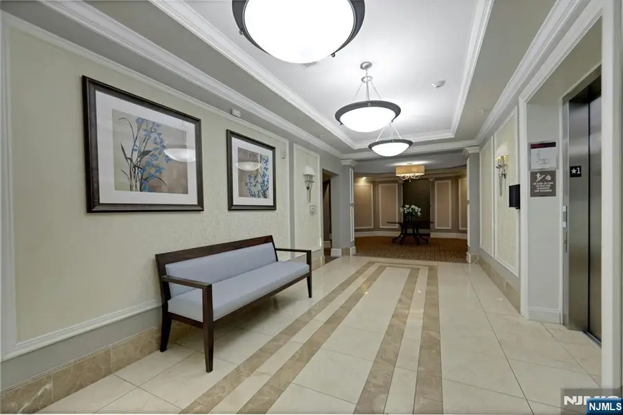 205 Four Seasons Lane, Woodcliff Lake, NJ 07677 - Image #2