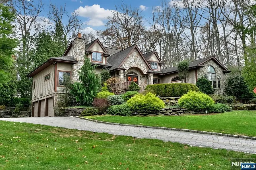 133 Oak Drive, Upper Saddle River, NJ 07458 - Image #2
