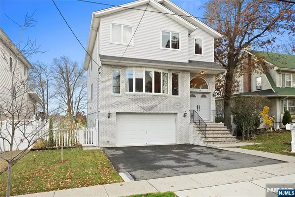 19 Pleasant Place, Kearny, NJ 07032