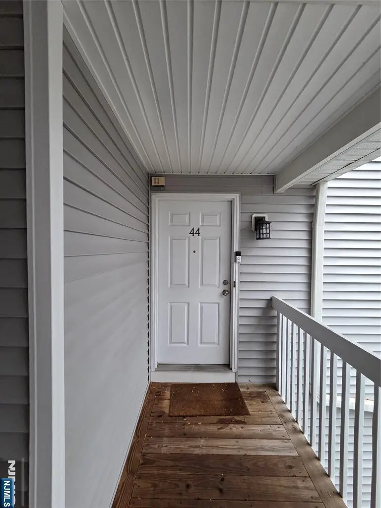 44 Fox Run Drive, Englewood, NJ 07631 - Image #2