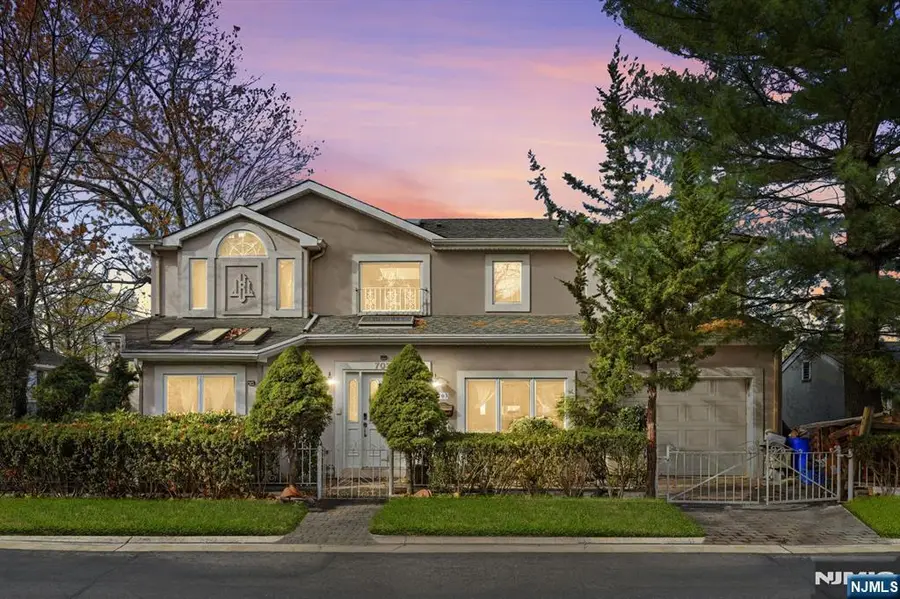 703 Stewart Street, Ridgefield, NJ 07657 - Image #2