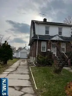 1 Woodland Avenue, Little Ferry, NJ 07643