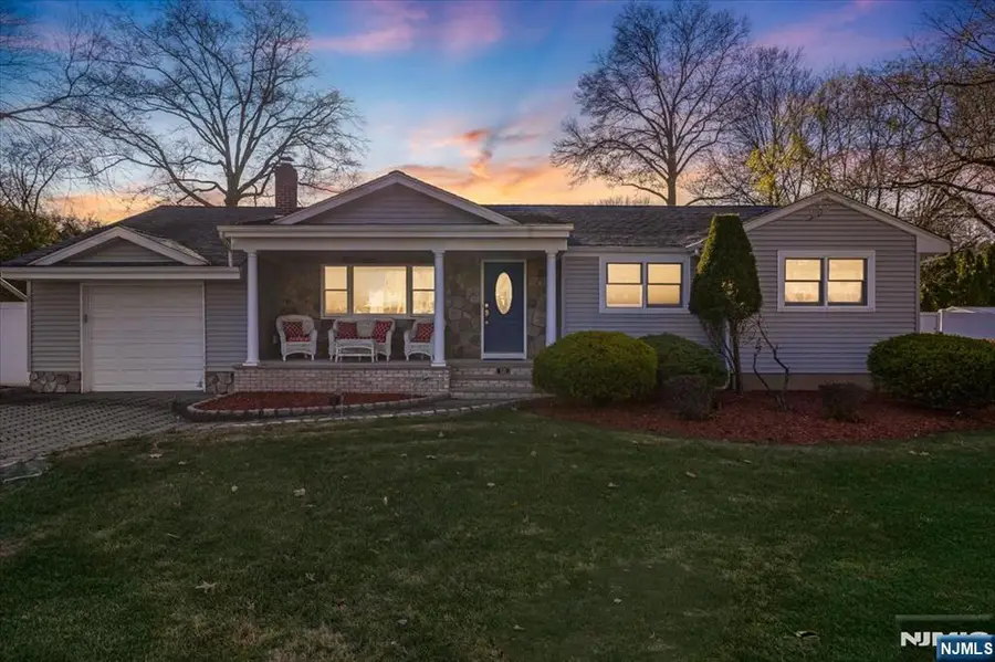 535 Roosevelt Avenue, River Vale, NJ 07675 - Image #2