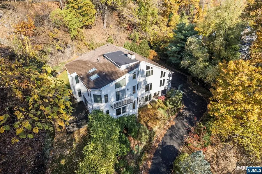 43 Bradford Avenue, Montclair, NJ 07043 - Image #2