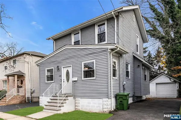 1107 Drake Avenue, Roselle, NJ 07203