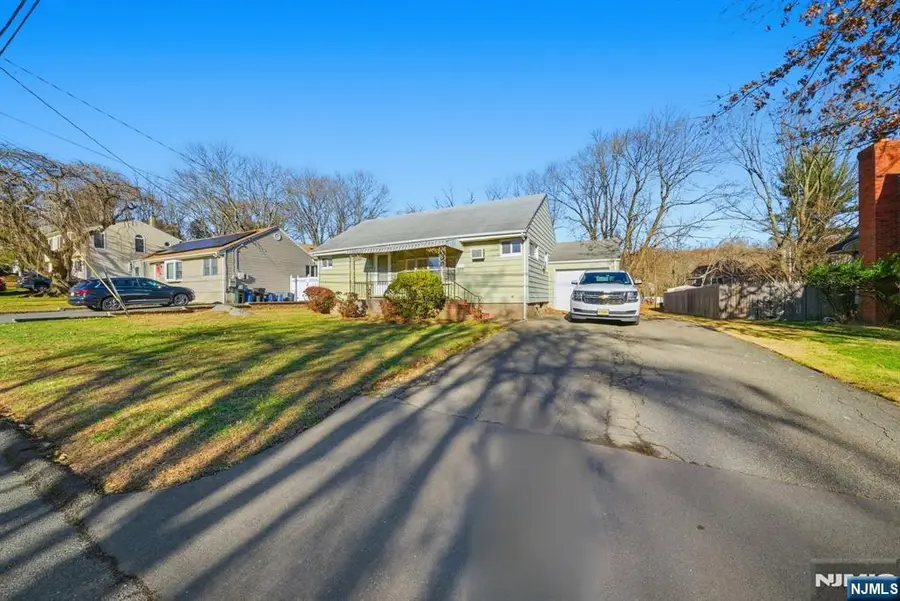 23 Colgate Road, Oakland, NJ 07436 - Image #2