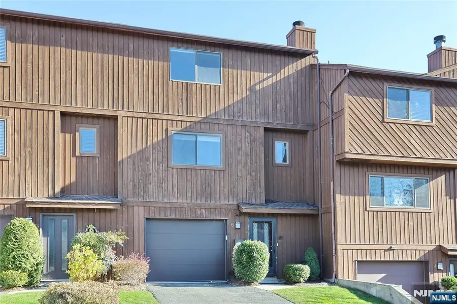 6 Alana Drive 6, Hawthorne, NJ 07506 - Image #2